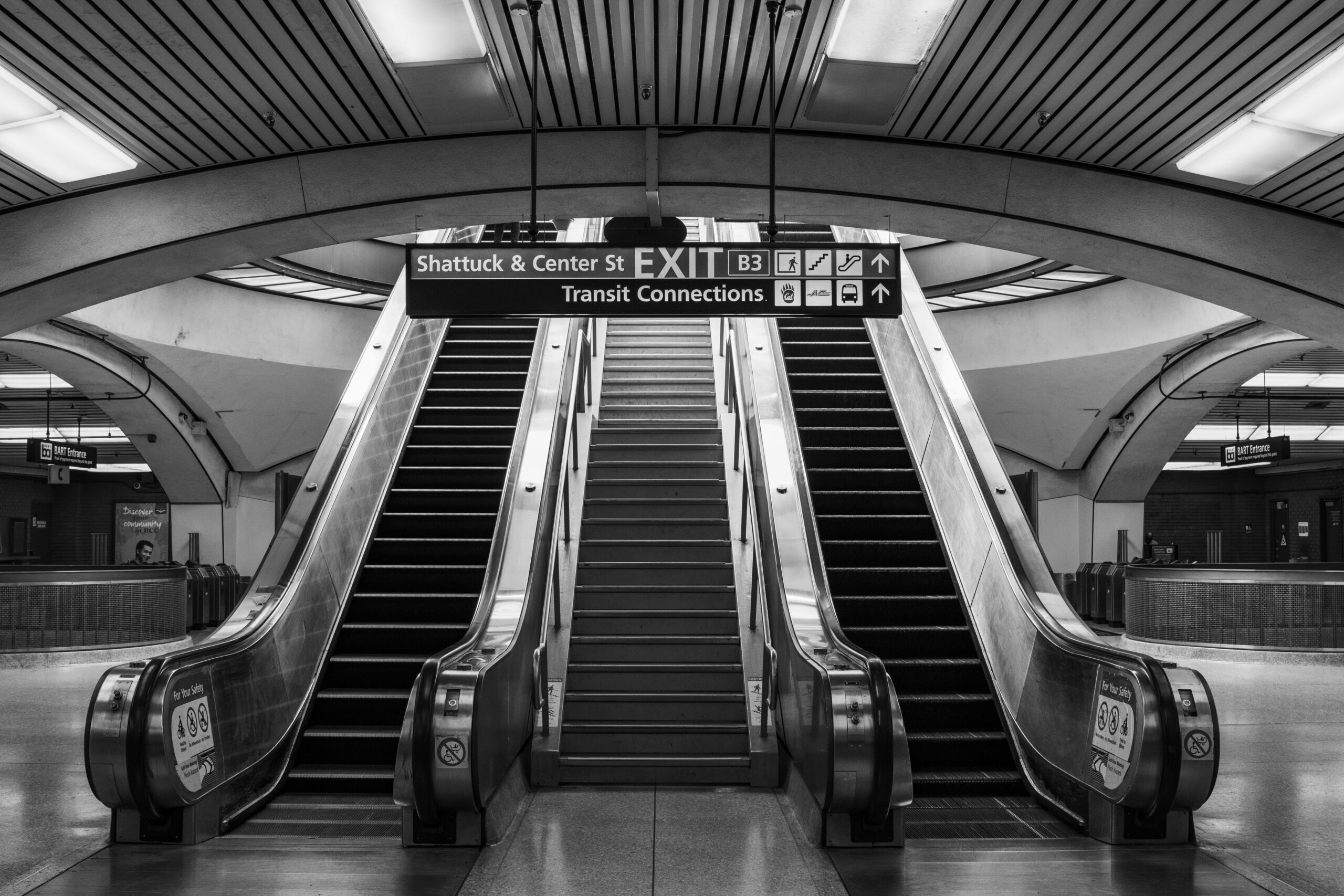 Escalators and concourse at Downtown Berkeley BART station